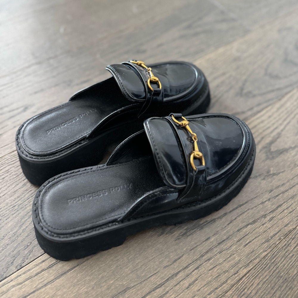 Princess Polly Black Mules with Gold Accent (Never Worn)